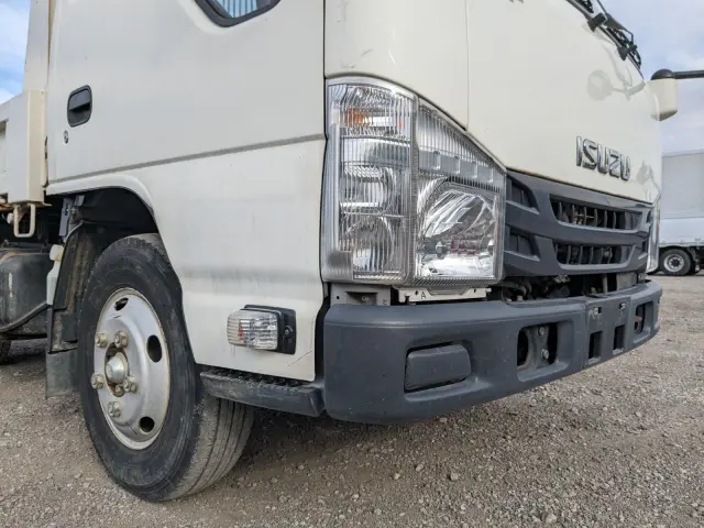 いすゞ エルフ TPG-NJR85AD(2WD)の写真50