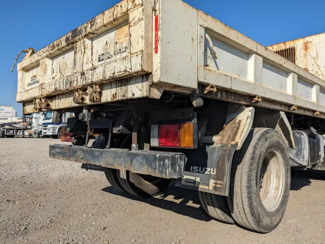 いすゞ エルフ TPG-NJR85AD(2WD)の写真6