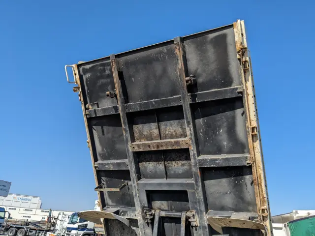 いすゞ エルフ TPG-NJR85AD(2WD)の写真29