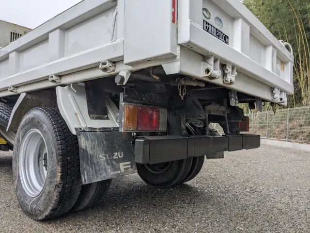 いすゞ エルフ TPG-NJR85AD(2WD)の写真7