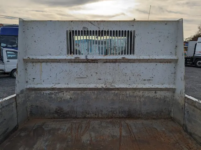 いすゞ エルフ TPG-NJR85AD(2WD)の写真13