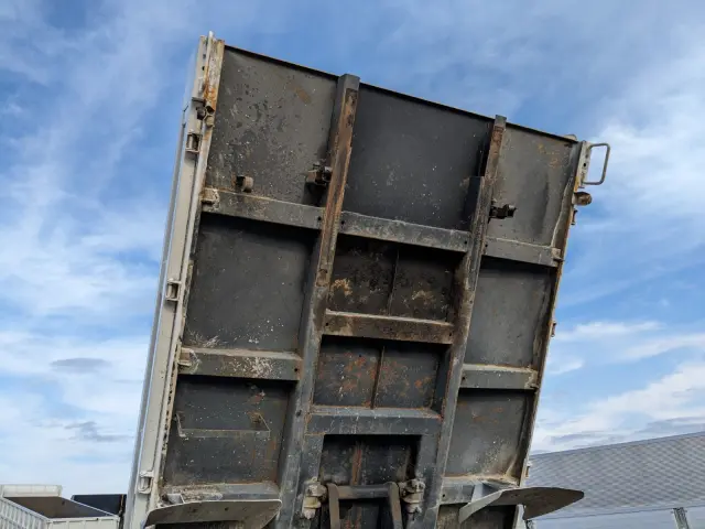 いすゞ エルフ TPG-NJR85AD(2WD)の写真26