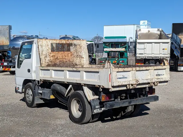 いすゞ エルフ TPG-NJR85AD(2WD)の写真3