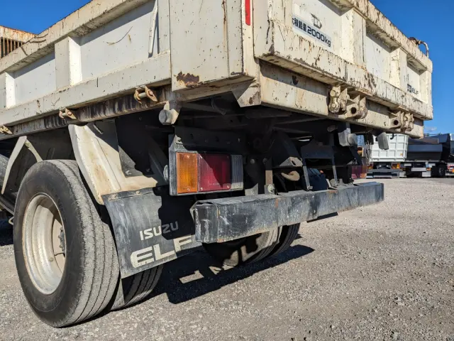 いすゞ エルフ TPG-NJR85AD(2WD)の写真7