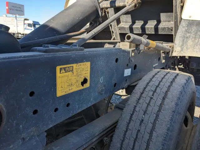 いすゞ エルフ TPG-NJR85AD(2WD)の写真30