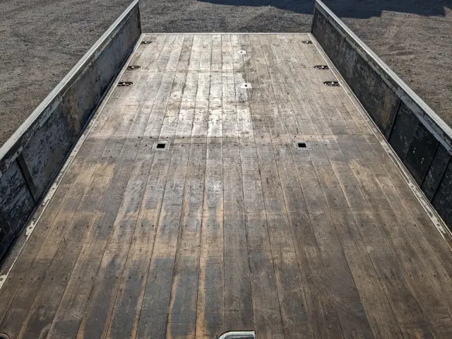 日野 レンジャー LKG-FJ7JHAA(2WD)の写真14