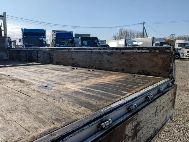 日野 レンジャー LKG-FJ7JHAA(2WD)の写真15