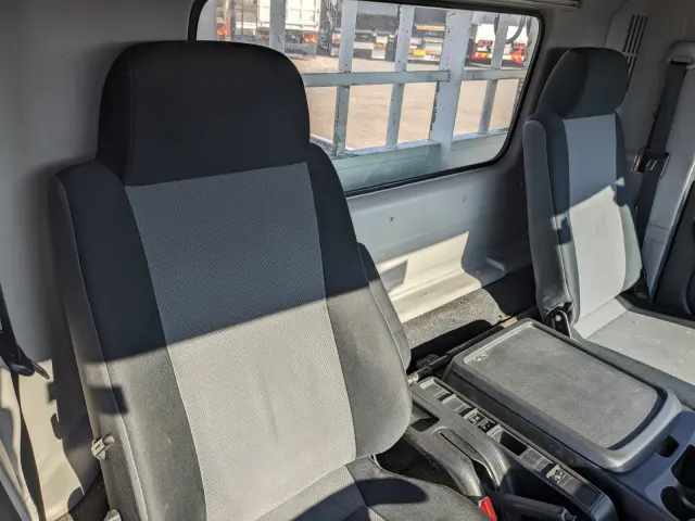 日野 レンジャー LKG-FJ7JHAA(2WD)の写真27