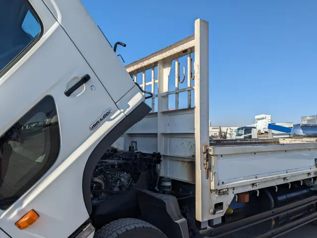 日野 レンジャー LKG-FJ7JHAA(2WD)の写真32