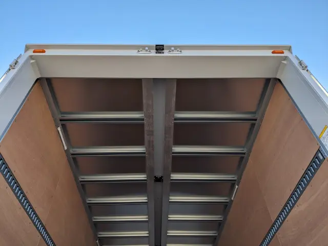 日野 レンジャー 2PG-FE2ACG(2WD)の写真11