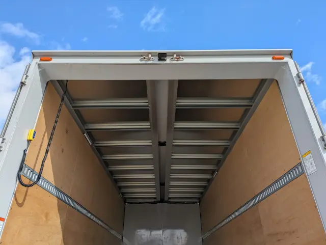 日野 レンジャー 2KG-FD2ABG(2WD)の写真12