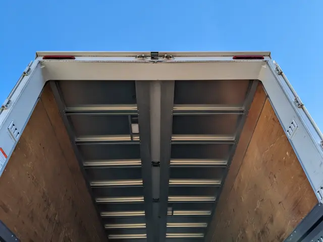 日野 プロフィア 2DG-FR1AHG(6x2)の写真12