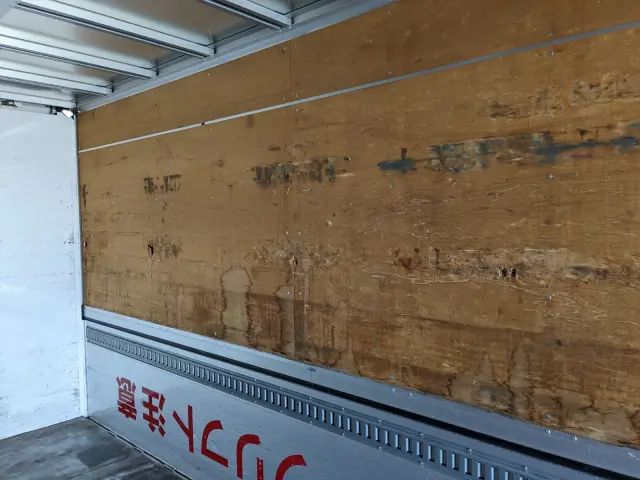 日野 プロフィア 2DG-FR1AHG(6x2)の写真20