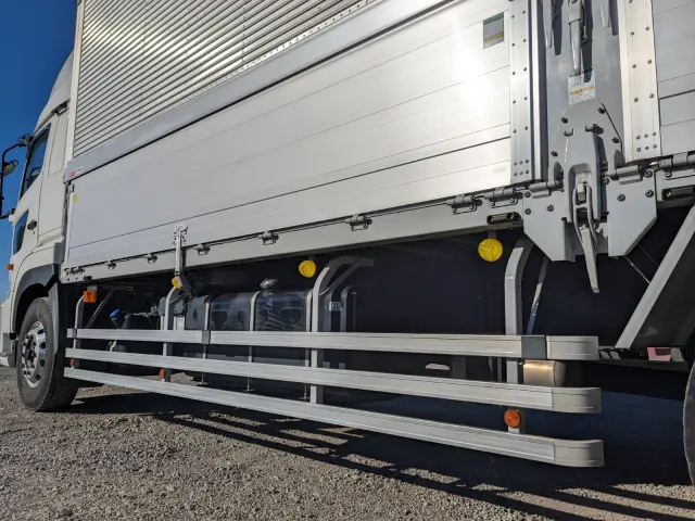 日野 プロフィア 2DG-FR1AHG(6x2)の写真27