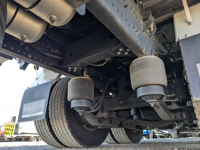 日野 プロフィア 2DG-FR1AHG(6x2)の写真30