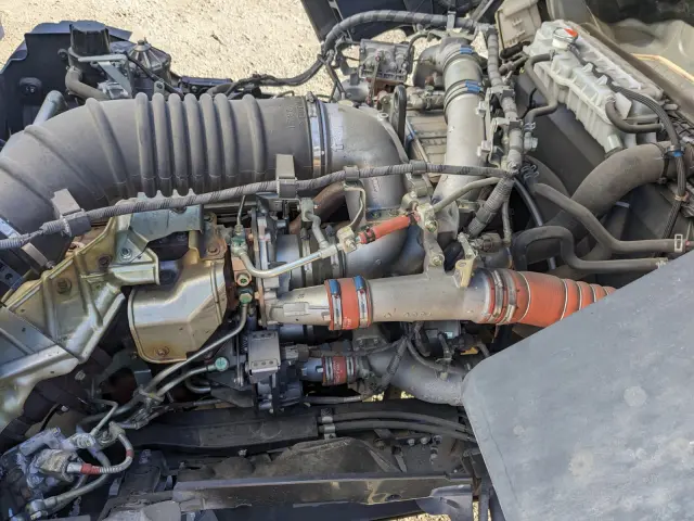 日野 プロフィア 2DG-FR1AHG(6x2)の写真46