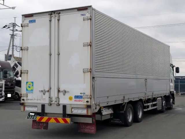 いすゞ ギガ 2PG-CYJ77C(8x4)の写真5