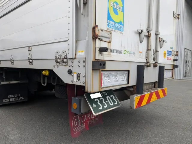 いすゞ ギガ 2PG-CYJ77C(8x4)の写真6