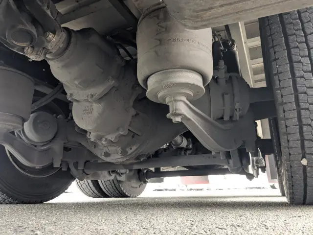 いすゞ ギガ 2PG-CYJ77C(8x4)の写真13