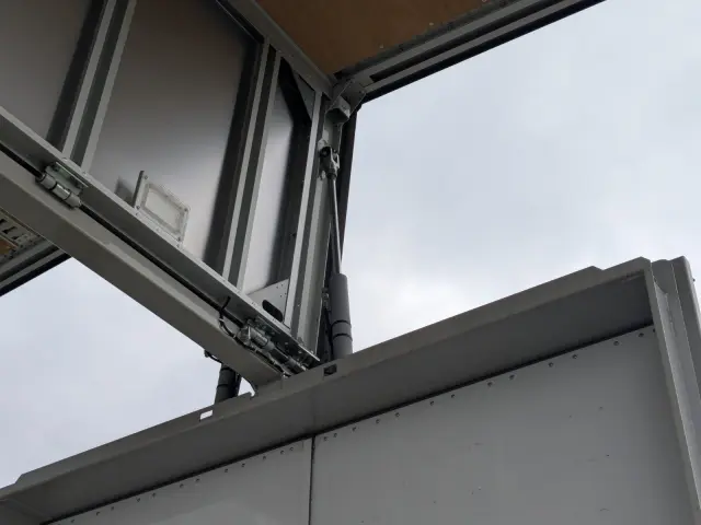 いすゞ ギガ 2PG-CYJ77C(8x4)の写真31