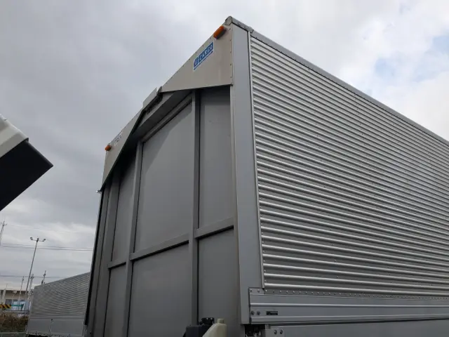 いすゞ ギガ 2PG-CYJ77C(8x4)の写真40