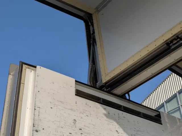 三菱 スーパーグレート 2PG-FS74HZ(8x4)の写真31