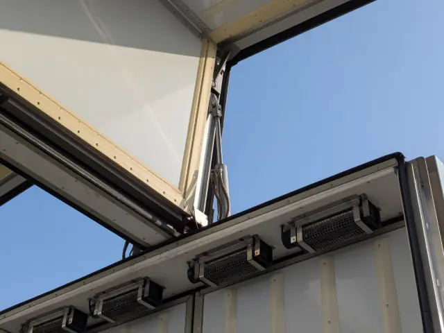 三菱 スーパーグレート 2PG-FS74HZ(8x4)の写真32