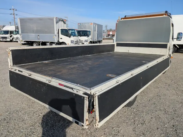 日野 デュトロ TPG-XZU710M(2WD)の写真16