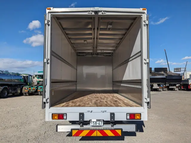 三菱 ファイター 2KG-FK65F(2WD)の写真9