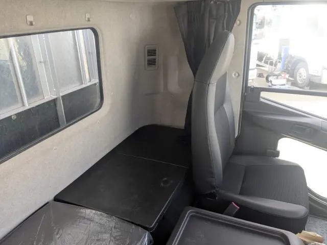 三菱 ファイター 2KG-FK62F(2WD)の写真32