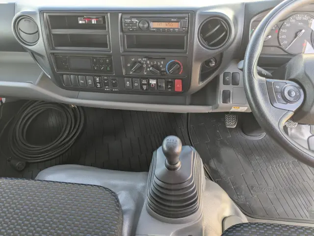 日野 レンジャー 2RG-XZU710M(2WD)の写真31