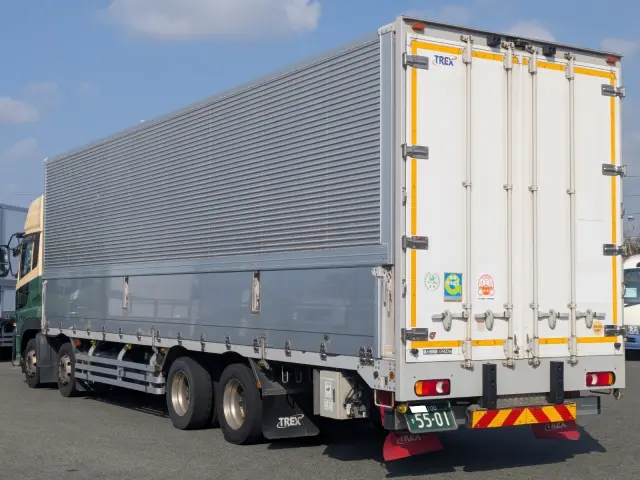 ＵＤ クオン 2PG-CG5CA(8x4)の写真4