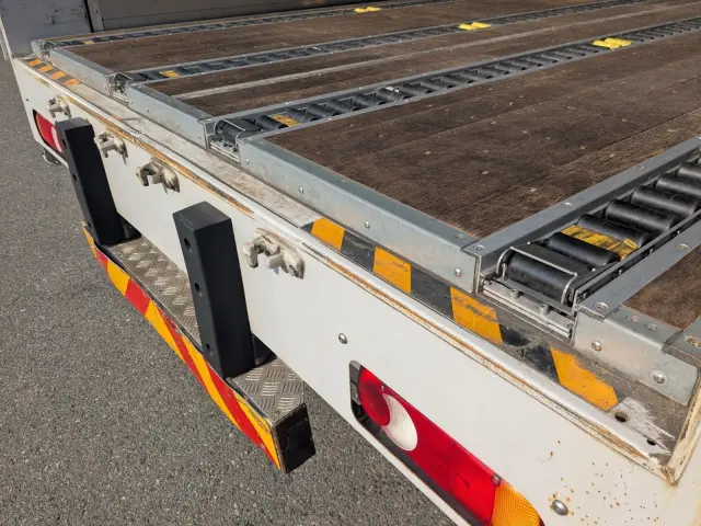 ＵＤ クオン 2PG-CG5CA(8x4)の写真11