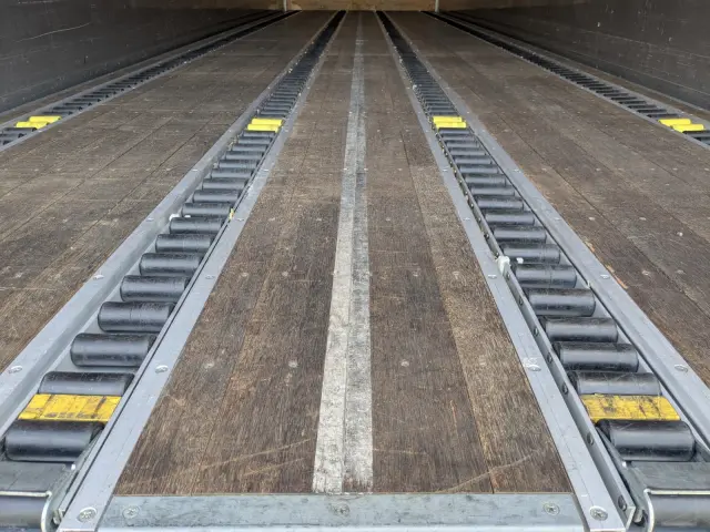 ＵＤ クオン 2PG-CG5CA(8x4)の写真14