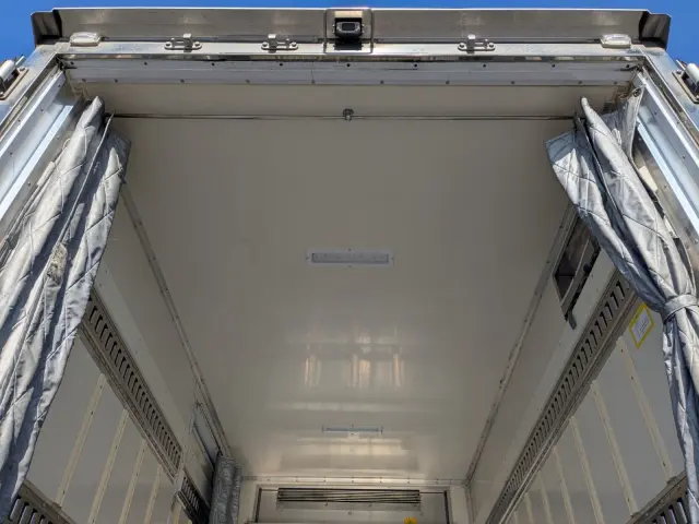 いすゞ エルフ TRG-NJR85AN(2WD)の写真9