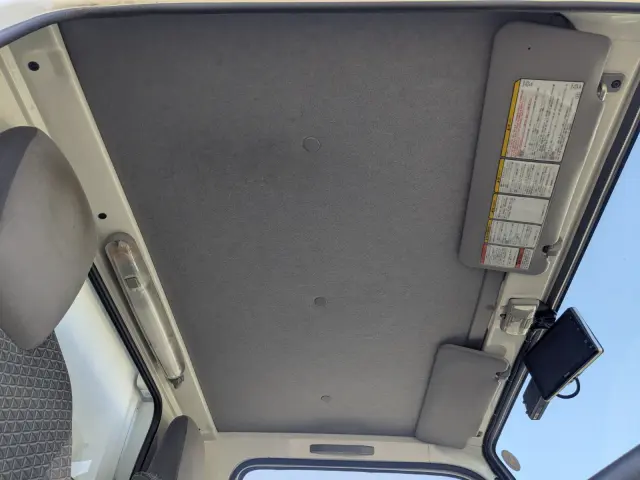 いすゞ エルフ TRG-NJR85AN(2WD)の写真33