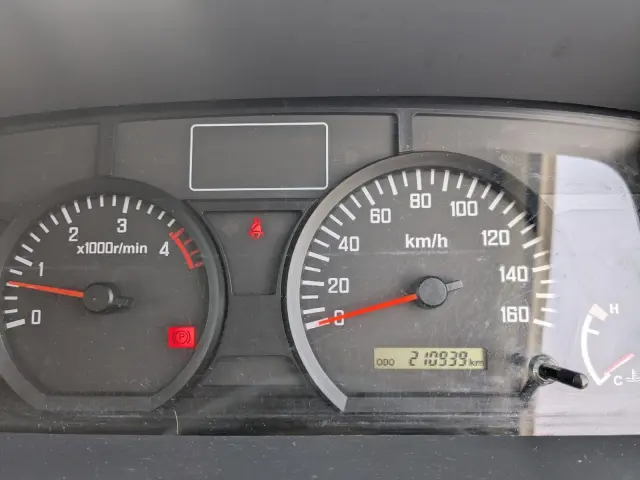 いすゞ エルフ TRG-NJR85AN(2WD)の写真36