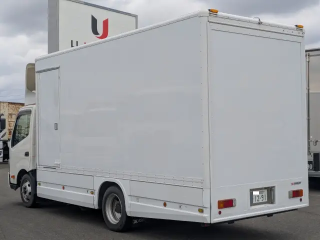 日野 デュトロ TPG-XZU712M(2WD)の写真5