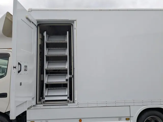 日野 デュトロ TPG-XZU712M(2WD)の写真49