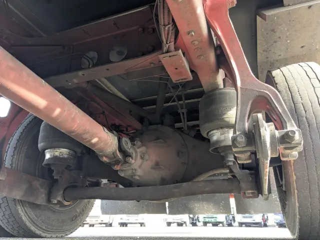 いすゞ フォワード TKG-FRR90T2(2WD)の写真25