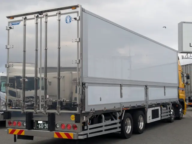 日野 プロフィア 2KG-FW1AHC(8x4)の写真4