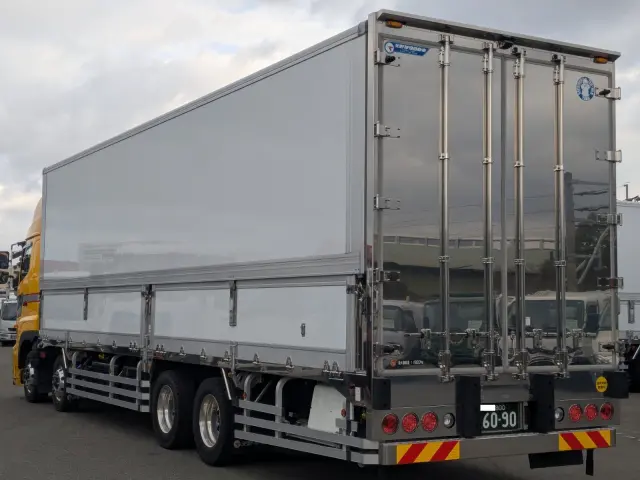 日野 プロフィア 2KG-FW1AHC(8x4)の写真5