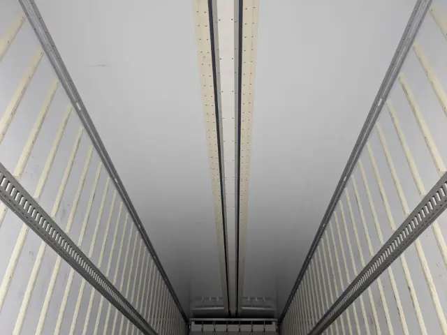 日野 プロフィア 2KG-FW1AHC(8x4)の写真15