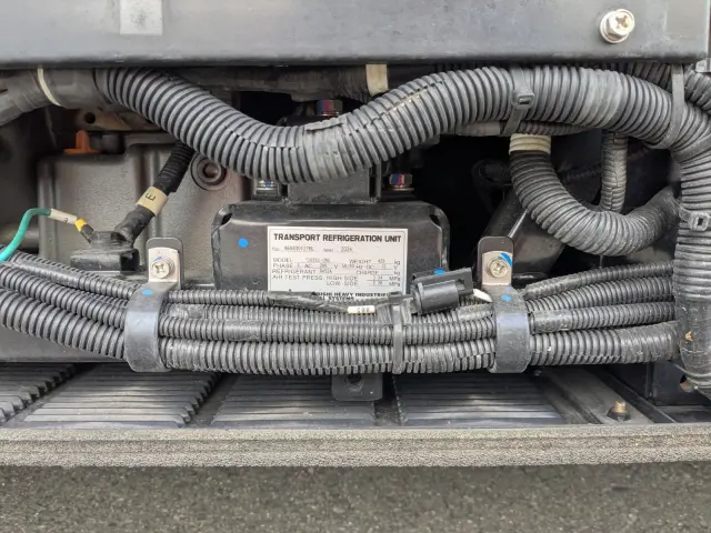 日野 プロフィア 2KG-FW1AHC(8x4)の写真32