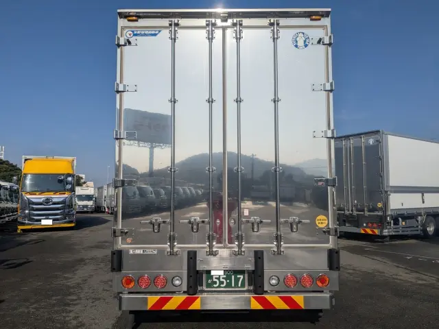 日野 プロフィア 2DG-FW1AHG(8x4)の写真6