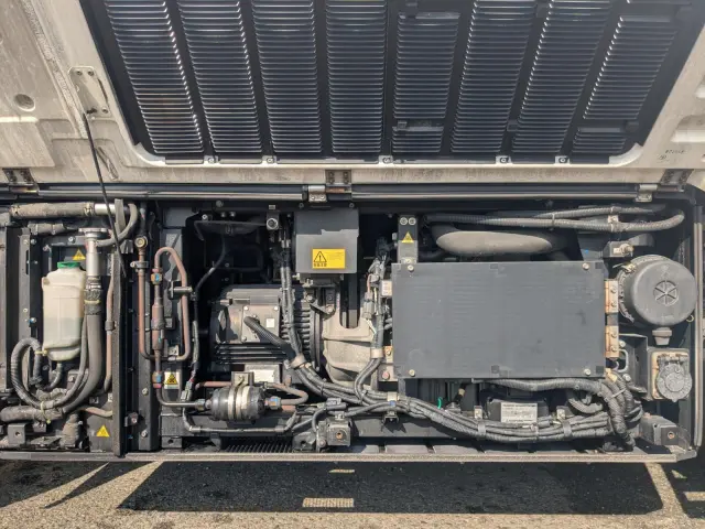 日野 プロフィア 2DG-FW1AHG(8x4)の写真33