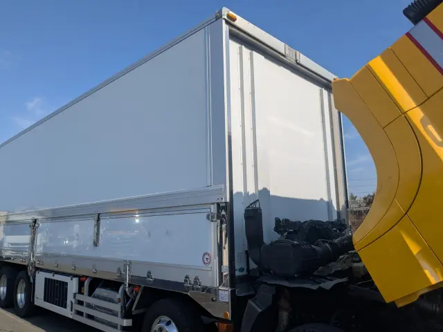 日野 プロフィア 2DG-FW1AHG(8x4)の写真46