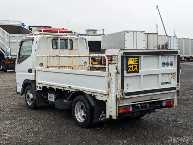 三菱 キャンター TPG-FBA00(2WD)の写真4