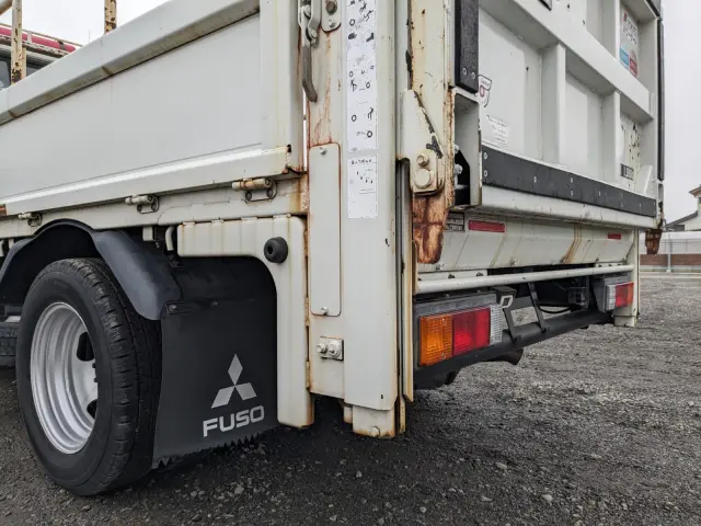三菱 キャンター TPG-FBA00(2WD)の写真8