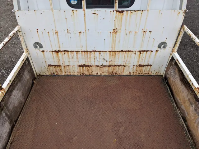 三菱 キャンター TPG-FBA00(2WD)の写真15